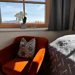 Glockneralm - Hiking- And Skihotel Exklusively Accessible By Cable Car *