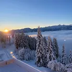 Glockneralm - Hiking- And Skihotel Exklusively Accessible By Cable Car Bed & Breakfast *