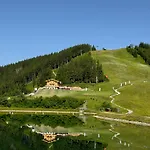 Bed & Breakfast Glockneralm - Hiking- And Skihotel Exklusively Accessible By Cable Car Zell am See