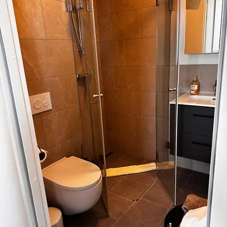 B&B Glockneralm - Hiking- And Skihotel Exklusively Accessible By Cable Car 젤암제