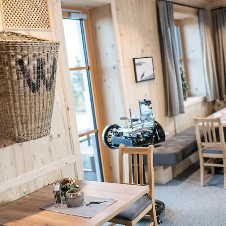 Glockneralm - Exklusiv Erreichbar Mit Skilift Bed & Breakfast
